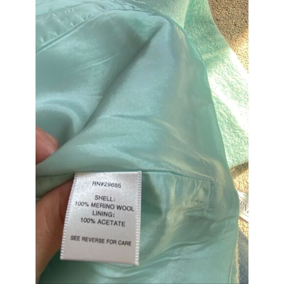 Pendleton woman’s merino wool coat NWT - Picture 9 of 9